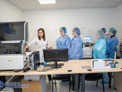 Лікарі Університетської клініки розробили і провели ексклюзивний профорієнтаційний захід для старшокласників